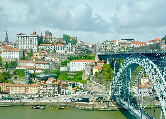 The Arcada House By Mymoradia Oporto