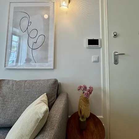 Apartment The Arcada House By Mymoradia *